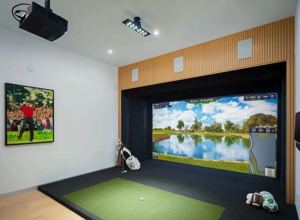 A Monumental Architectural Statement Defines Elite California Living at $18.5M 18 6283 La Jolla Scenic Dr S A Monumental Architectural Statement Defining California Luxury 20