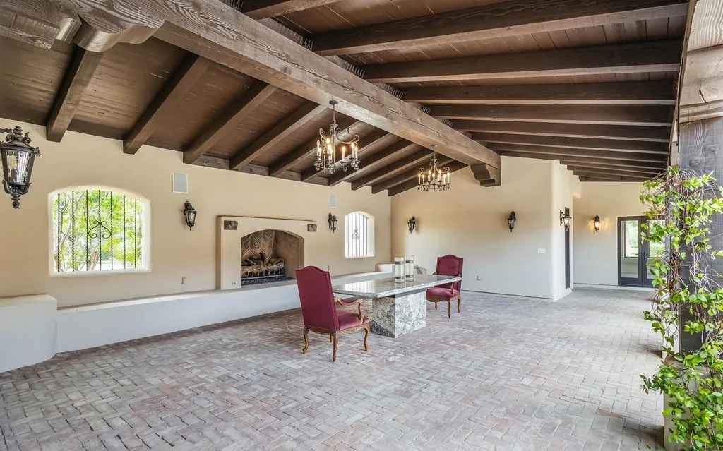 A Paradise Valley Mountain-View Masterpiece Asks $17.9 Million 20 6721 E Cheney Dr Showcases a Spectacular Mountain View Sanctuary in Paradise Valley 20