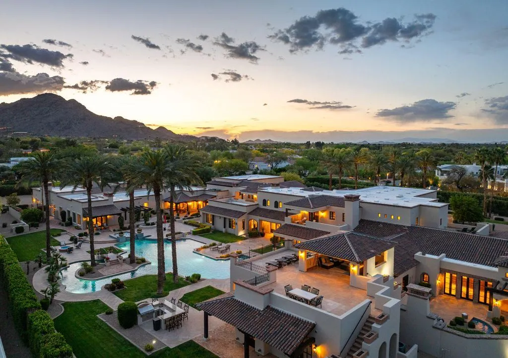 A Paradise Valley Mountain-View Masterpiece Asks $17.9 Million 26 6721 E Cheney Dr Showcases a Spectacular Mountain View Sanctuary in Paradise Valley 22