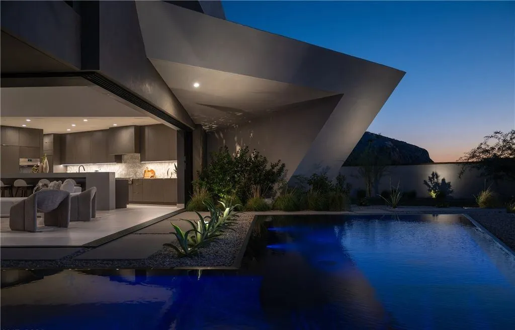 This Architecturally Significant Two-Story Residence Melds With Nevada’s Serene Mountains at $9.3M 27 8 Chisel Crest Ct Showcases a Breathtaking Two Story Home Blending With Nevadas Mountain Landscape 13