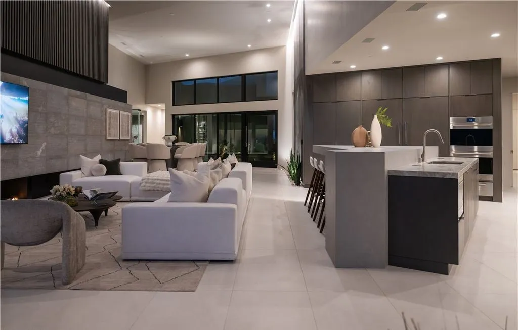 This Architecturally Significant Two-Story Residence Melds With Nevada’s Serene Mountains at $9.3M 19 8 Chisel Crest Ct Showcases a Breathtaking Two Story Home Blending With Nevadas Mountain Landscape 19