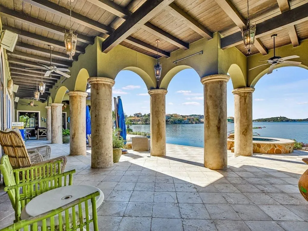 An Iconic Waterfront Estate Defining Horseshoe Bay Luxury Living, Listed for $10.995M 16 82 Applehead Island Dr An Extraordinary Waterfront Estate 23