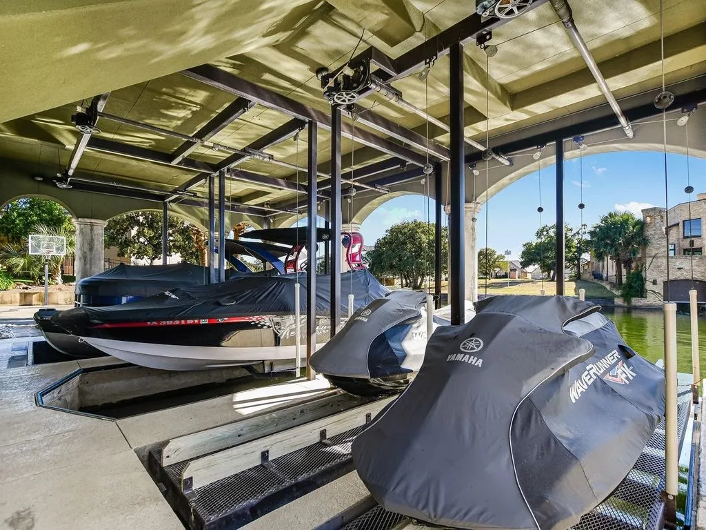 An Iconic Waterfront Estate Defining Horseshoe Bay Luxury Living, Listed for $10.995M 18 82 Applehead Island Dr An Extraordinary Waterfront Estate 25