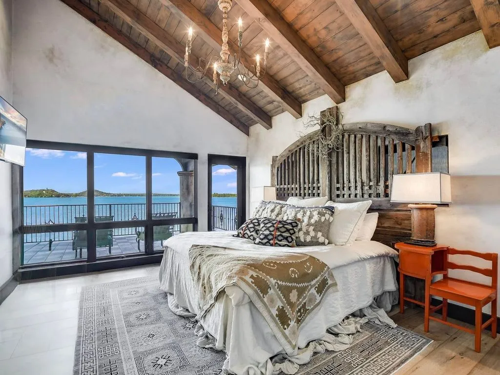 An Iconic Waterfront Estate Defining Horseshoe Bay Luxury Living, Listed for $10.995M 28 82 Applehead Island Dr An Extraordinary Waterfront Estate 26