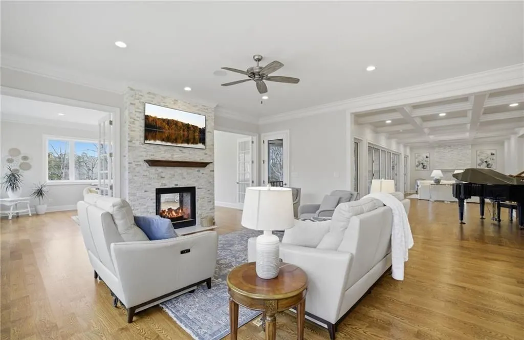 An Elite North Carolina Lakefront Estate With Resort-Style Amenities Lists for $3.25 Million 16 875 Starboard Reach An Elite Lakefront Estate With Resort Style Living 13