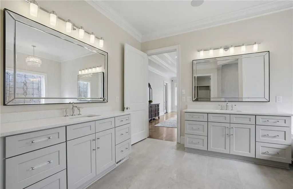 An Elite North Carolina Lakefront Estate With Resort-Style Amenities Lists for $3.25 Million 18 875 Starboard Reach An Elite Lakefront Estate With Resort Style Living 15