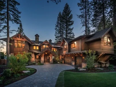 An Ultra-Rare Gated Lakefront Estate by NSM Construction and Dale Cox Esq. Offered at $47.5M 1 919 Lakeshore Blvd A Monumental Gated Lakefront Estate by NSM Construction and Dale Cox Esq. 1