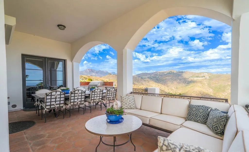 A Trophy-Caliber Malibu Estate Boasting Breathtaking Views Asks $6.95 Million 22 9785 Deer Creek Rd An Extraordinary Trophy Estate Boasting Breathtaking Views in Western Malibu 20