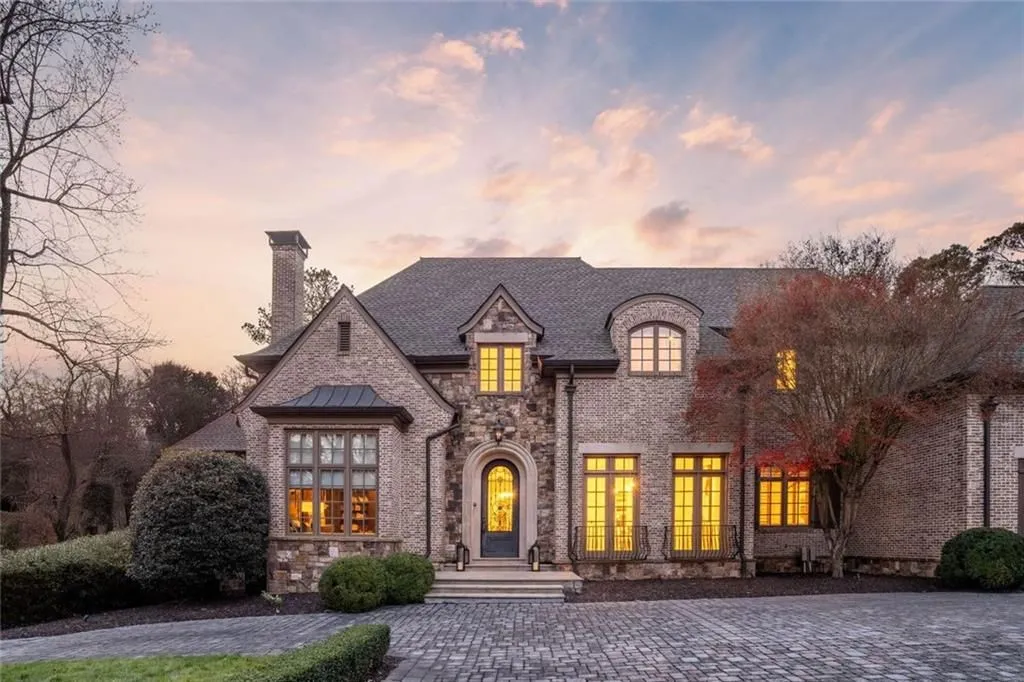 An Extraordinary Georgia Estate Defined by Scale, Craftsmanship, and Design, Listed for $6.25 Million 8 An Extraordinary Estate at 4076 Glen Devon Dr NW Offering Scale and Craftsmanship 13