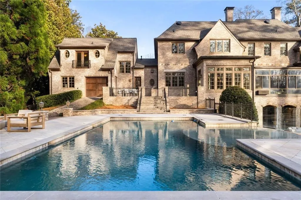 An Extraordinary Georgia Estate Defined by Scale, Craftsmanship, and Design, Listed for $6.25 Million 7 An Extraordinary Estate at 4076 Glen Devon Dr NW Offering Scale and Craftsmanship 6