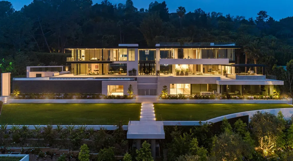 Bel Air Mansion by McClean Design, A Monumental Residence Shaped by Landscape, Privacy, and Light 12 Bel Air Mansion by McClean Design, A Monumental Residence Shaped by Landscape, Privacy, and Light