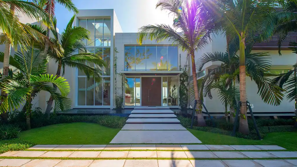 Floating Frames House by Kobi Karp, A Waterfront Architecture Suspended Between Sky and Sea 7 CUserspham.huyentrangDesktopHTRANGPersonalArchUnited StatesKobi KarpFloating Frames House 6