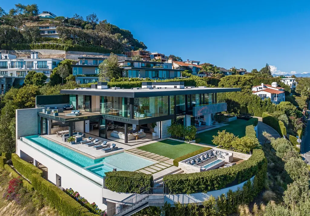 Casale House by McClean Design, A Pacific Palisades Residence Shaped by Views, Light, and Water 1 Casale House by McClean Design, A Pacific Palisades Residence Shaped by Views, Light, and Water