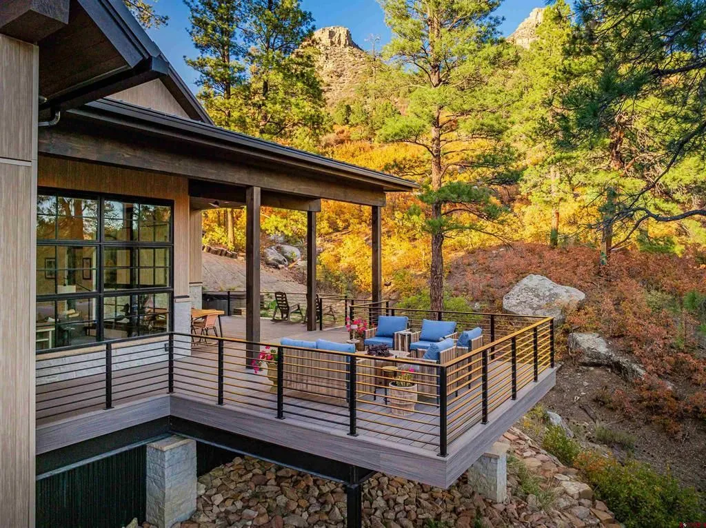 A Remarkable Veritas-Built Residence Elevates Colorado Luxury Living at $3.967M 16 Exclusive Mountain Estate 48 Sego Lily Court in Twin Buttes Durango 16