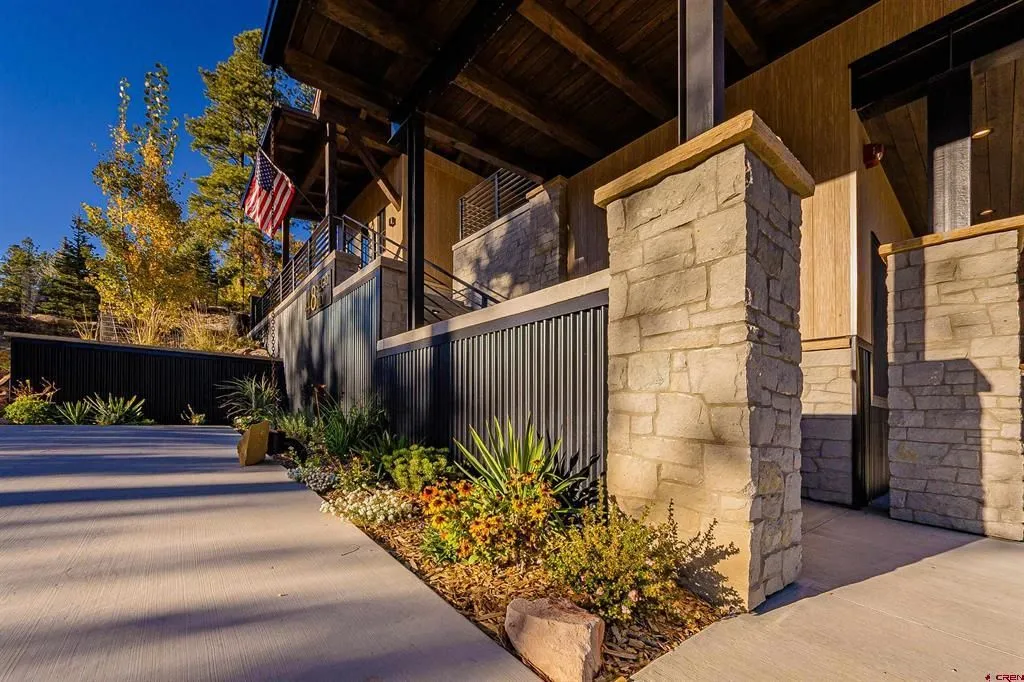 A Remarkable Veritas-Built Residence Elevates Colorado Luxury Living at $3.967M 23 Exclusive Mountain Estate 48 Sego Lily Court in Twin Buttes Durango 19