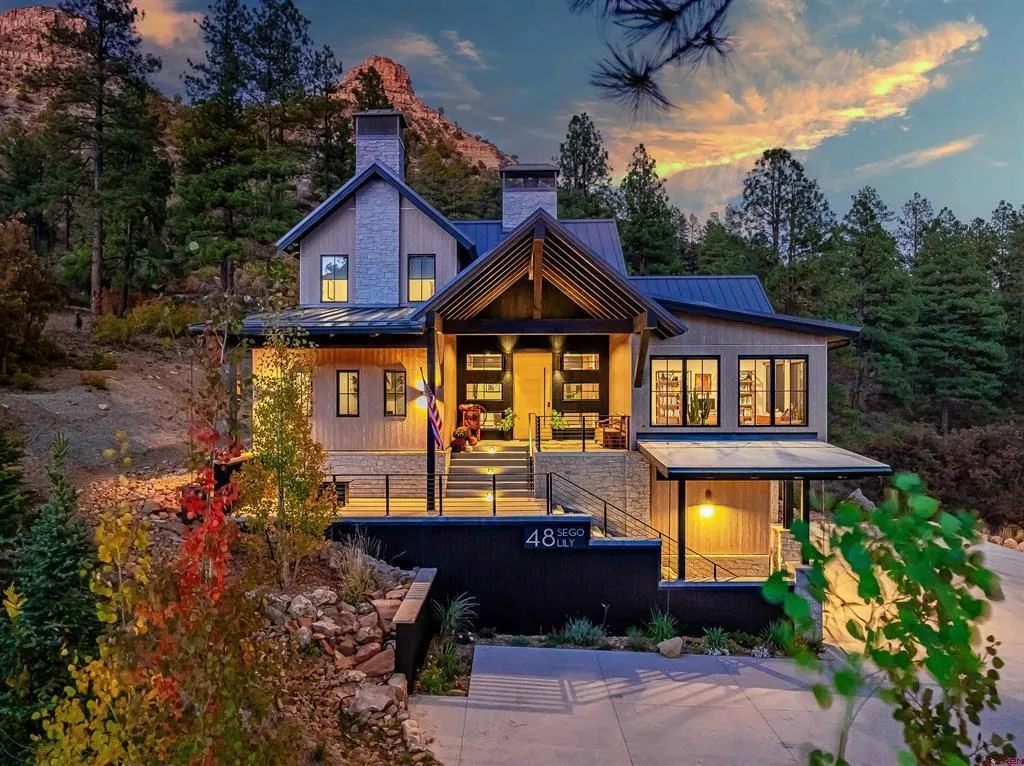 A Remarkable Veritas-Built Residence Elevates Colorado Luxury Living at $3.967M 6 Exclusive Mountain Estate 48 Sego Lily Court in Twin Buttes Durango 2