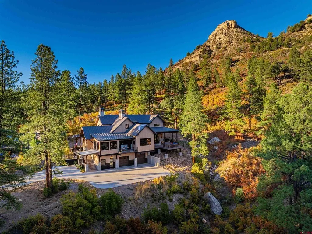 A Remarkable Veritas-Built Residence Elevates Colorado Luxury Living at $3.967M 26 Exclusive Mountain Estate 48 Sego Lily Court in Twin Buttes Durango 22