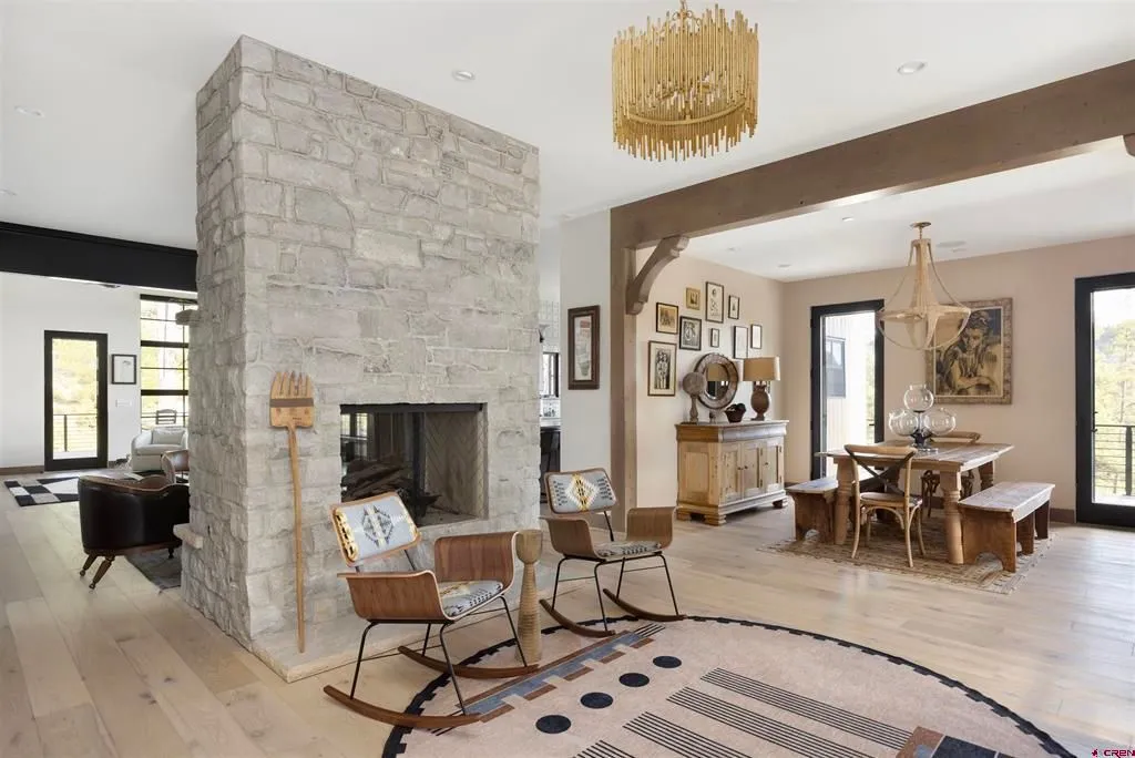 A Remarkable Veritas-Built Residence Elevates Colorado Luxury Living at $3.967M 8 Exclusive Mountain Estate 48 Sego Lily Court in Twin Buttes Durango 4