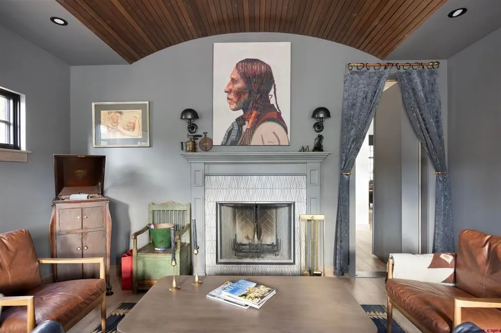 A Remarkable Veritas-Built Residence Elevates Colorado Luxury Living at $3.967M 22 Exclusive Mountain Estate 48 Sego Lily Court in Twin Buttes Durango 9