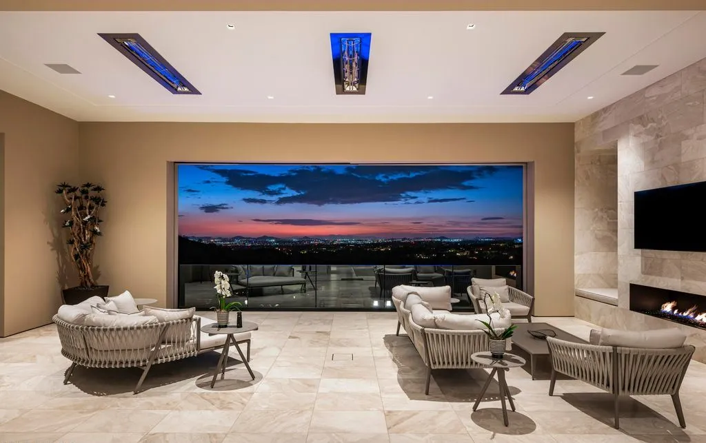 Ultra-Luxury Arizona Estate by PHX Design Architecture Asks $32.875M With Iconic Panoramic Views 18 Extraordinary 19287 N 107th St Estate in Arizona Asks 32.875M Commanding Iconic Golf and Mountain Views 14