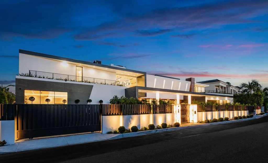 A Sculptural Bel Air Architectural Estate With Sweeping City and Canyon Views Lists for $38M 6 Extraordinary 2078 Stradella Rd Commands Unrivaled City Canyon and Reservoir Views 1