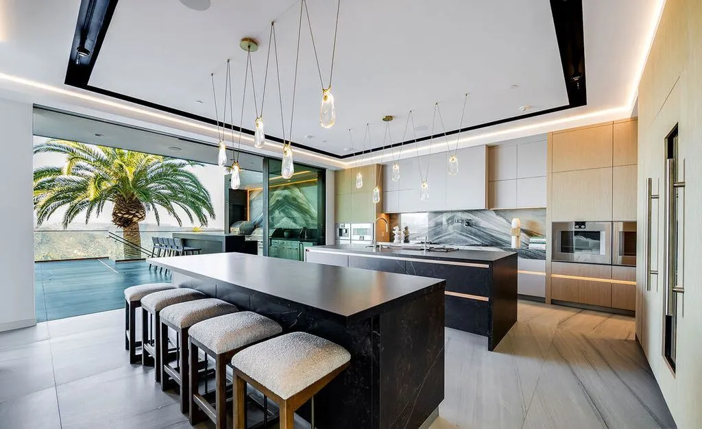 A Sculptural Bel Air Architectural Estate With Sweeping City and Canyon Views Lists for $38M 14 Extraordinary 2078 Stradella Rd Commands Unrivaled City Canyon and Reservoir Views 10