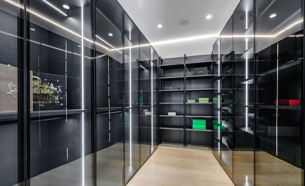 A Sculptural Bel Air Architectural Estate With Sweeping City and Canyon Views Lists for $38M 21 Extraordinary 2078 Stradella Rd Commands Unrivaled City Canyon and Reservoir Views 15