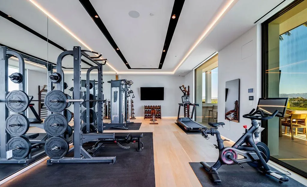 A Sculptural Bel Air Architectural Estate With Sweeping City and Canyon Views Lists for $38M 27 Extraordinary 2078 Stradella Rd Commands Unrivaled City Canyon and Reservoir Views 21