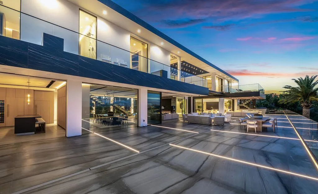 A Sculptural Bel Air Architectural Estate With Sweeping City and Canyon Views Lists for $38M 29 Extraordinary 2078 Stradella Rd Commands Unrivaled City Canyon and Reservoir Views 25