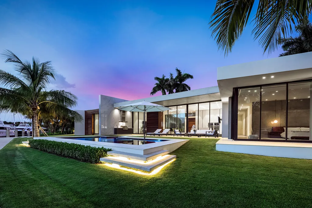 FT Lauderdale Residence by Choeff Levy Fischman, A Refined Waterfront Home Defined by Light and Flow 2 FT Lauderdale Residence by Choeff Levy Fischman A Refined Waterfront Home Defined by Light and Flow 2