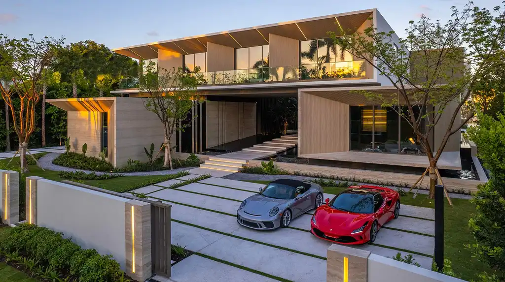 La Gorce Residence by Choeff Levy Fischman, A Refined Modern Home Framed by Light, Landscape, and Water 2 La Gorce Residence by Choeff Levy Fischman A Refined Modern Home Framed by Light Landscape and Water 12