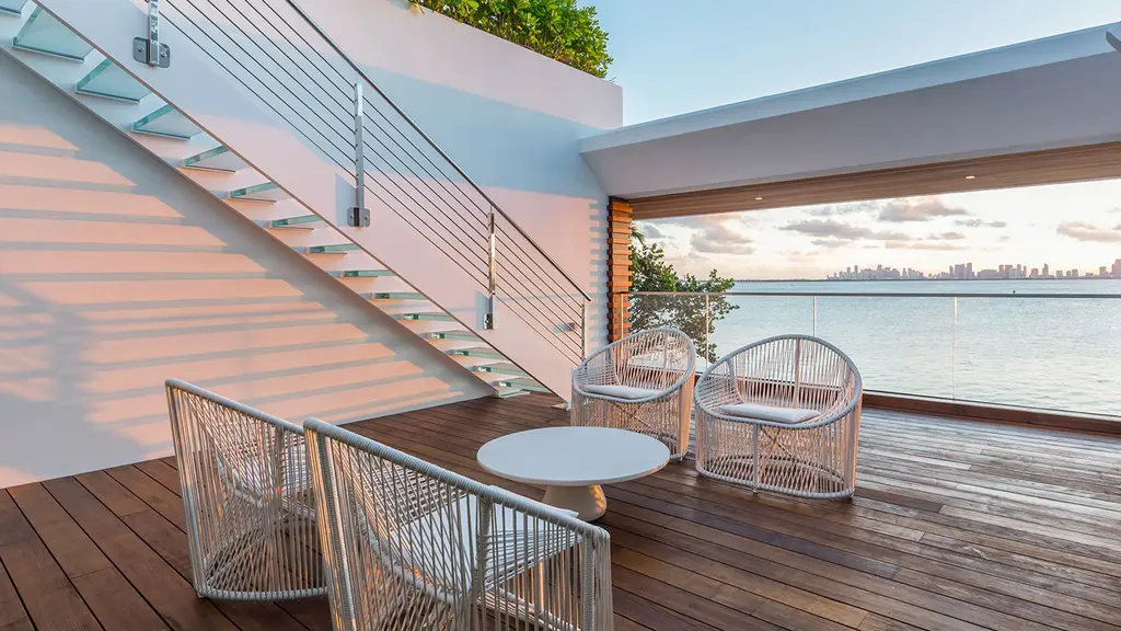 La Gorce Residence by Kobi Karp, A Tropical Modern Home Defined by Light and Flow 10 La Gorce Residence by Kobi Karp, A Tropical Modern Home Defined by Light and Flow