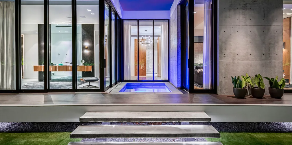 Ponce Davis Residence by Choeff Levy Fischman, A Contemporary Home Defined by Light, Proportion, and Subtle Luxury 11 Ponce Davis Residence by Choeff Levy Fischman, A Contemporary Home Defined by Light, Proportion, and Subtle Luxury