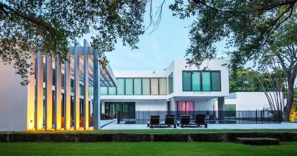 Ponce Residence by Kobi Karp, A Study in Refined Proportion and Coastal Elegance 2 Ponce Residence by Kobi Karp A Study in Refined Proportion and Coastal Elegance 10
