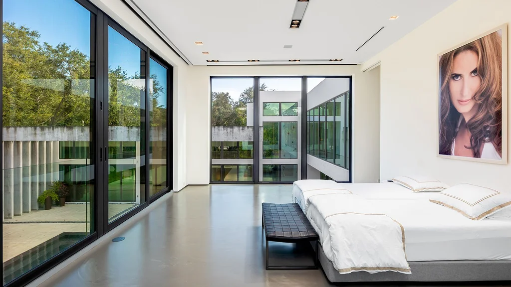 Ponce Residence by Kobi Karp, A Study in Refined Proportion and Coastal Elegance 7 Ponce Residence by Kobi Karp, A Study in Refined Proportion and Coastal Elegance