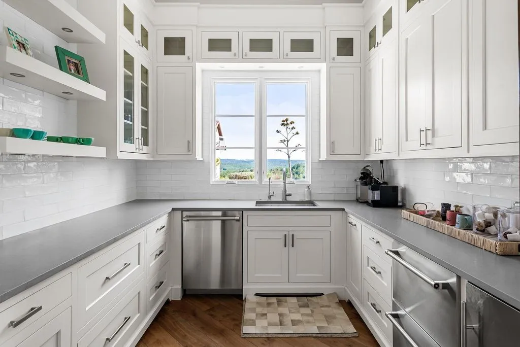 This Modern Spanish Estate by Built Green Custom Homes Hits the Texas Market at $5.499M 11 Spectacular Modern Spanish Estate at 12109 Musket Rim St Lists for 5.499M in Texas 12