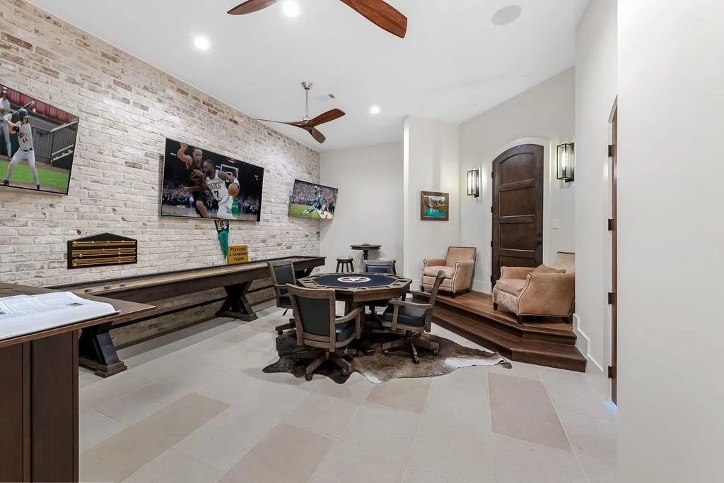 This Modern Spanish Estate by Built Green Custom Homes Hits the Texas Market at $5.499M 22 Spectacular Modern Spanish Estate at 12109 Musket Rim St Lists for 5.499M in Texas 17