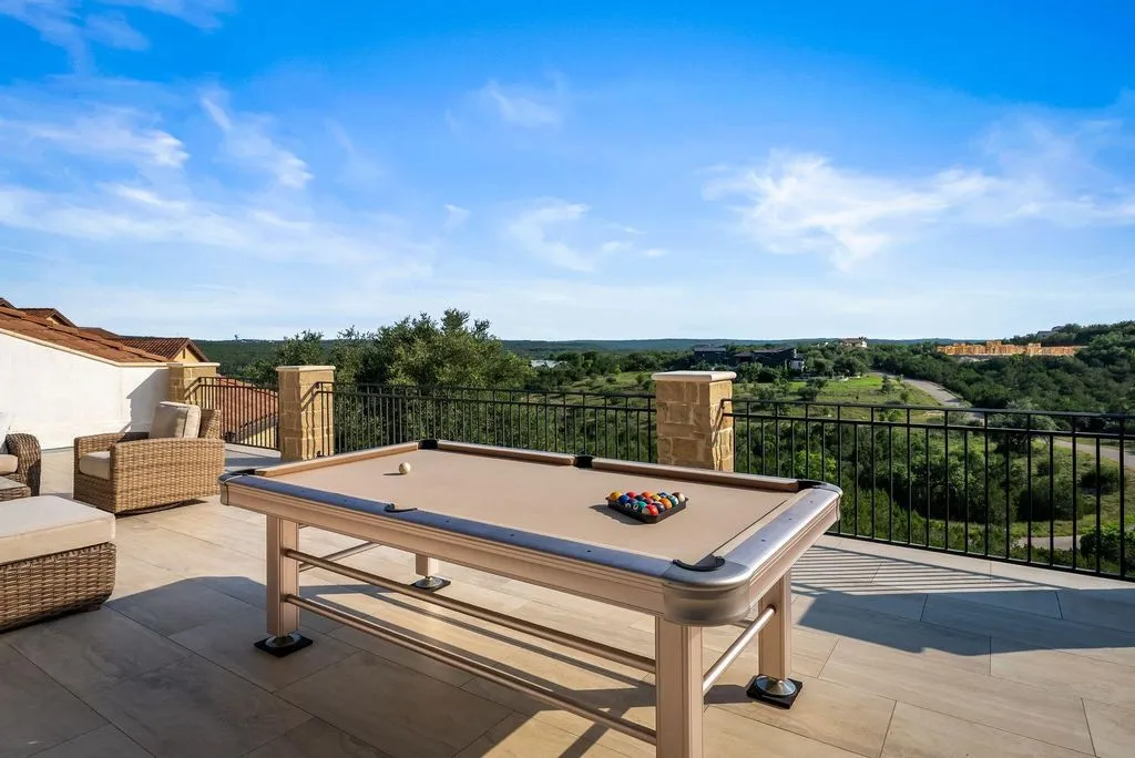 This Modern Spanish Estate by Built Green Custom Homes Hits the Texas Market at $5.499M 18 Spectacular Modern Spanish Estate at 12109 Musket Rim St Lists for 5.499M in Texas 20