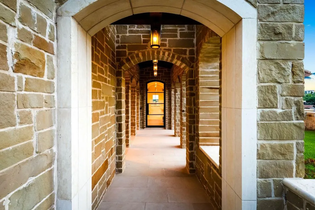 This Modern Spanish Estate by Built Green Custom Homes Hits the Texas Market at $5.499M 19 Spectacular Modern Spanish Estate at 12109 Musket Rim St Lists for 5.499M in Texas 26