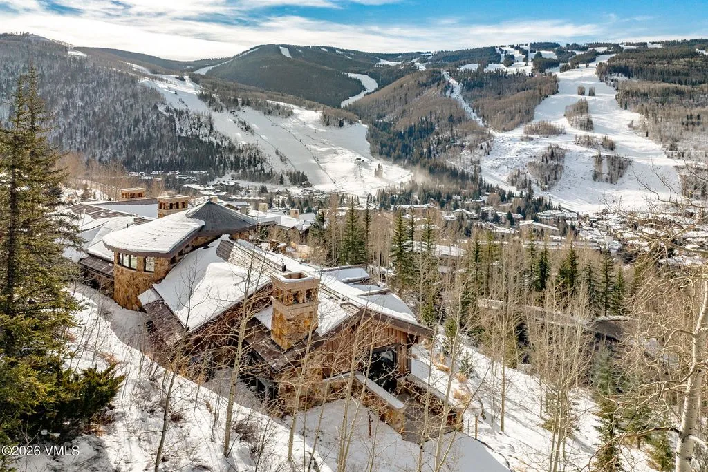 An Ultra-Private $38 Million Colorado Estate Blends Monumental Scale With Breathtaking Setting 29 1000 Spraddle Creek Rd A Breathtaking 38 Million Colorado Mountain Estate 27