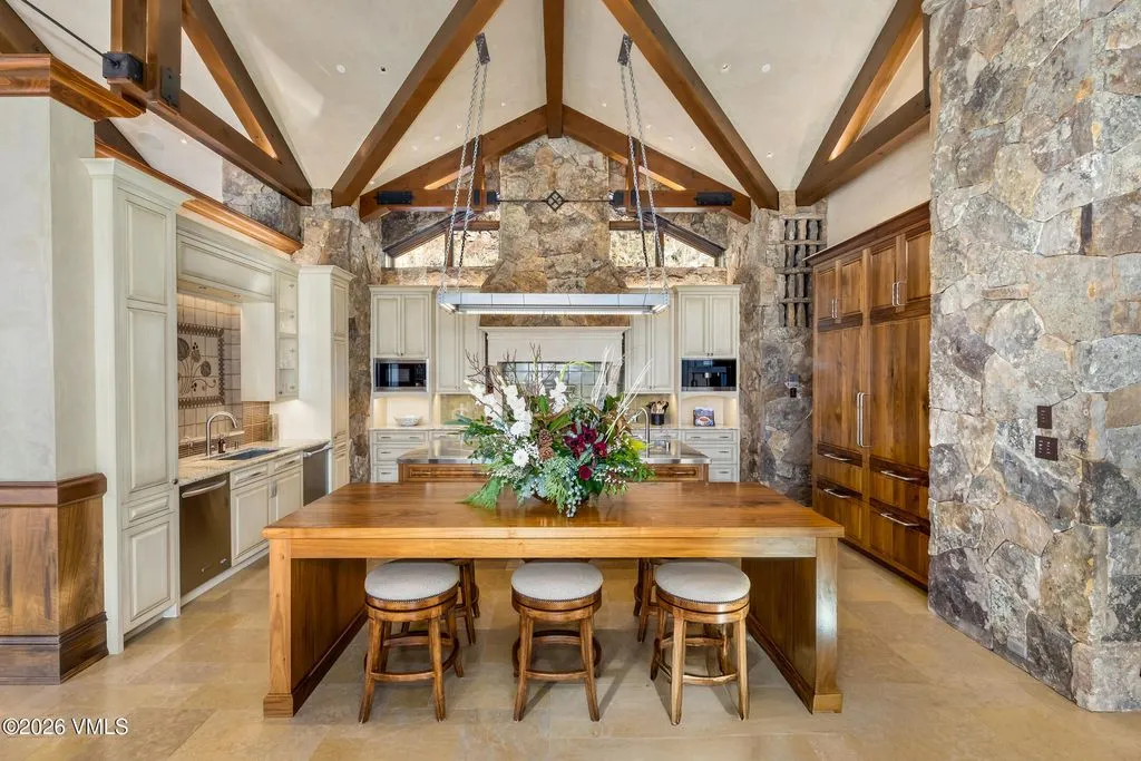 An Ultra-Private $38 Million Colorado Estate Blends Monumental Scale With Breathtaking Setting 8 1000 Spraddle Creek Rd A Breathtaking 38 Million Colorado Mountain Estate 4