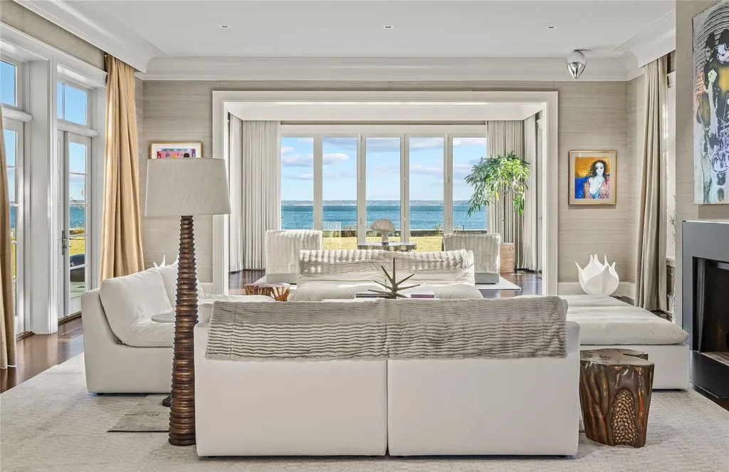 Thompson-Raissis–Designed New York Home With Breathtaking Water Views at $9.95 Million 10 106 Premium Point Breathtaking Water View Home 6