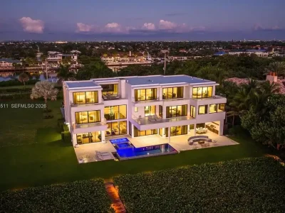 $37.5 Million Iconic Ocean-to-Intracoastal Estate Offers Rare Dual-Waterfront Luxury in Pompano 1 1107 Hillsboro Mile 37.5 Million Ocean to Intracoastal Estate Elevates Luxury Waterfront Living in Pompano Beach 1
