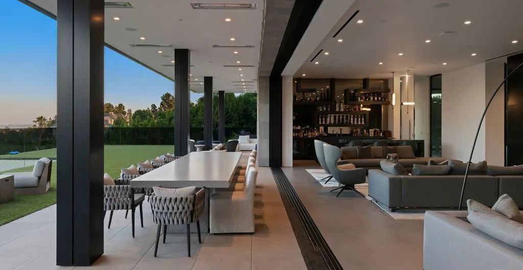 Bold and Breathtaking: A $36,888,888 Estate Overlooking the Cityscape in Beverly Hills 12 1140 Summit Dr A Breathtaking 36888888 Modern Estate in Beverly Hills 8