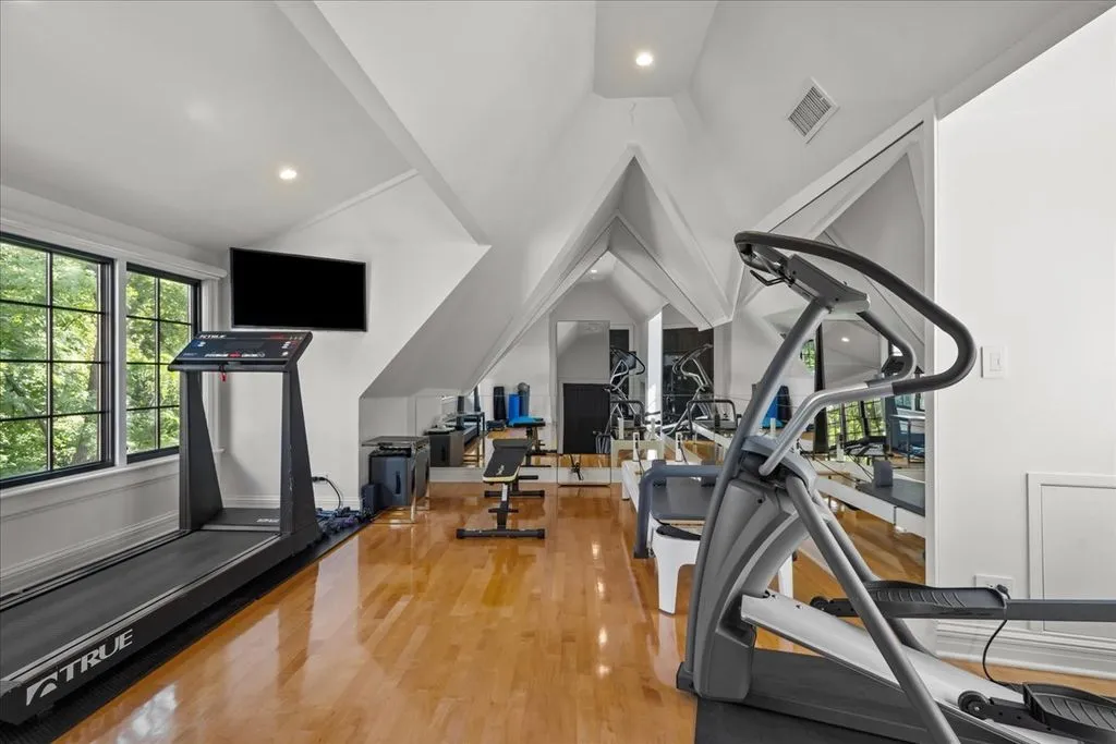 Grand and Serene: A $6.75 Million Estate Overlooking the Lake From 2.3 Lush Acres 26 117 Belle Ave A Breathtaking 6.75 Million Lakeview Estate Set on 2.3 Pristine Acres 18