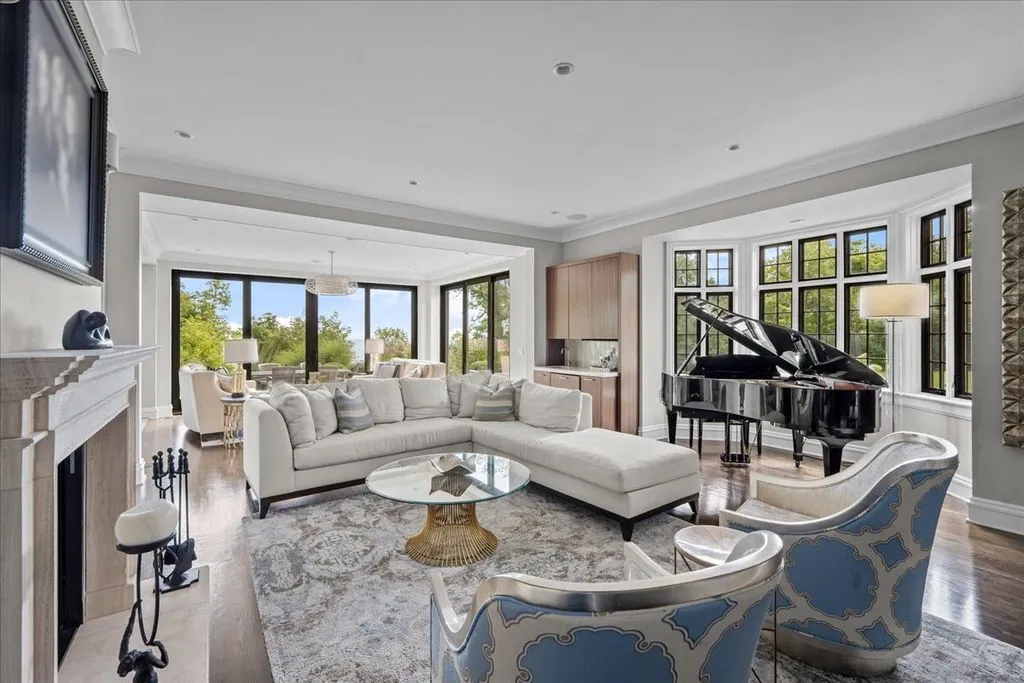 Grand and Serene: A $6.75 Million Estate Overlooking the Lake From 2.3 Lush Acres 9 117 Belle Ave A Breathtaking 6.75 Million Lakeview Estate Set on 2.3 Pristine Acres 5