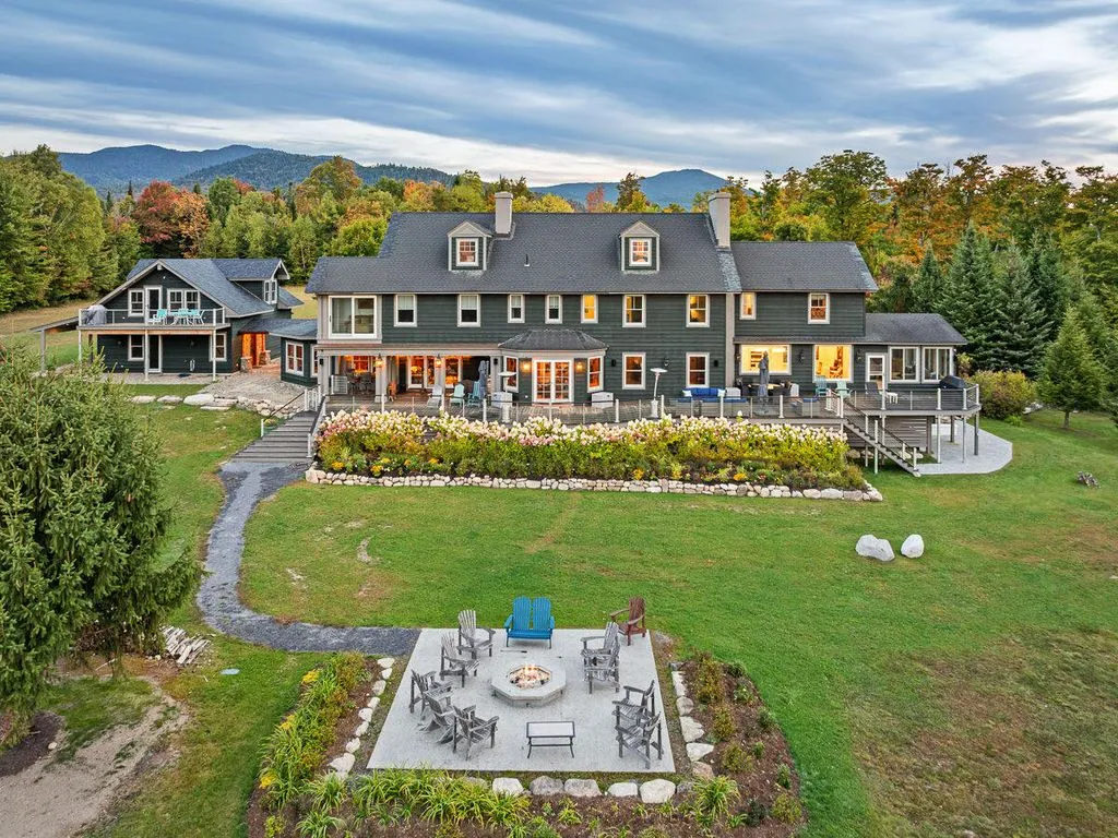 Secluded and Spectacular: This $6.85 Million New York Retreat Captures Endless Vistas 22 126 Forest Brook Rd A Breathtaking 6.85 Million New York Estate 5