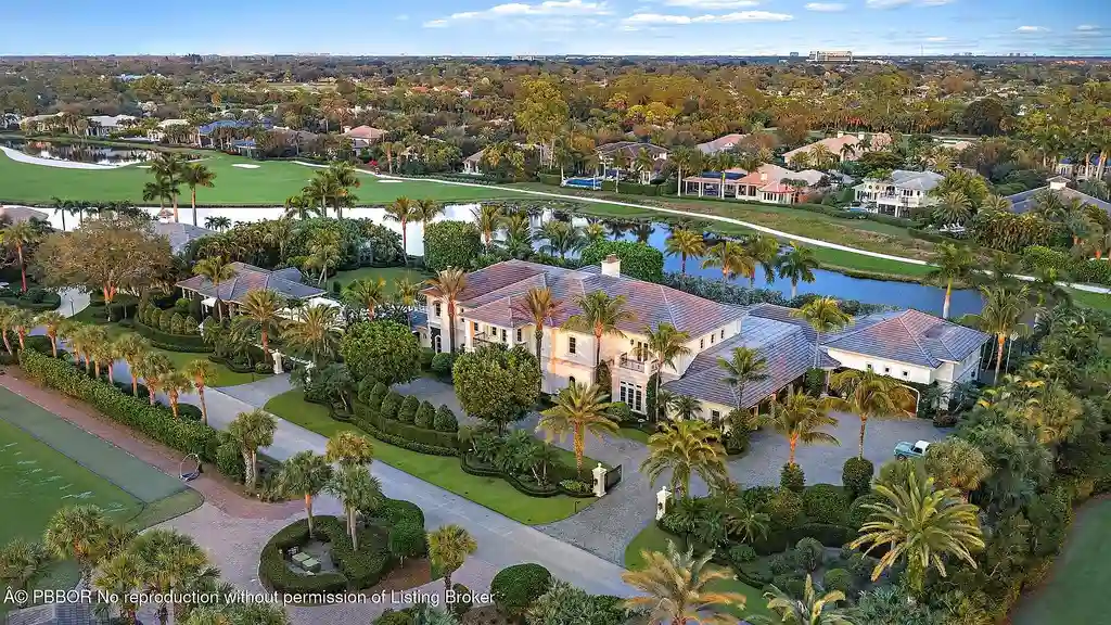 $45 Million Spectacular Lakefront Golf Estate in Old Marsh Club Showcases Elite West Palm Beach Luxury Living 5 Luxury lakefront estate at 12980 Sabal Chase, an exclusive Home in West Palm Beach for sale inside Old Marsh Golf Club