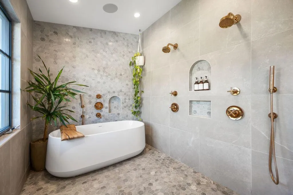 Retreat-Style Compound With Unobstructed Topa Topa Mountain Views Offered at $8.88 Million 19 13202 Ojai Rd A Magnificent Retreat Style Compound With Unobstructed Views of the Topa Topa Mountains 14