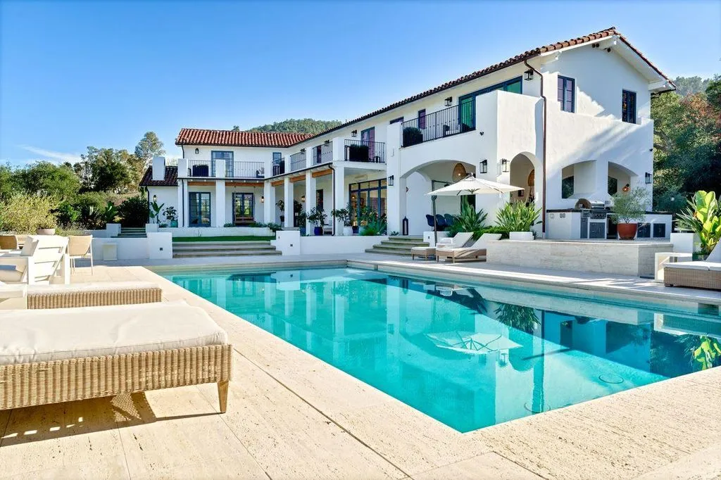 Retreat-Style Compound With Unobstructed Topa Topa Mountain Views Offered at $8.88 Million 24 13202 Ojai Rd A Magnificent Retreat Style Compound With Unobstructed Views of the Topa Topa Mountains 19